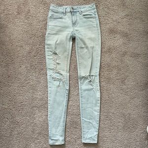 American Eagle Light Wash Jeans